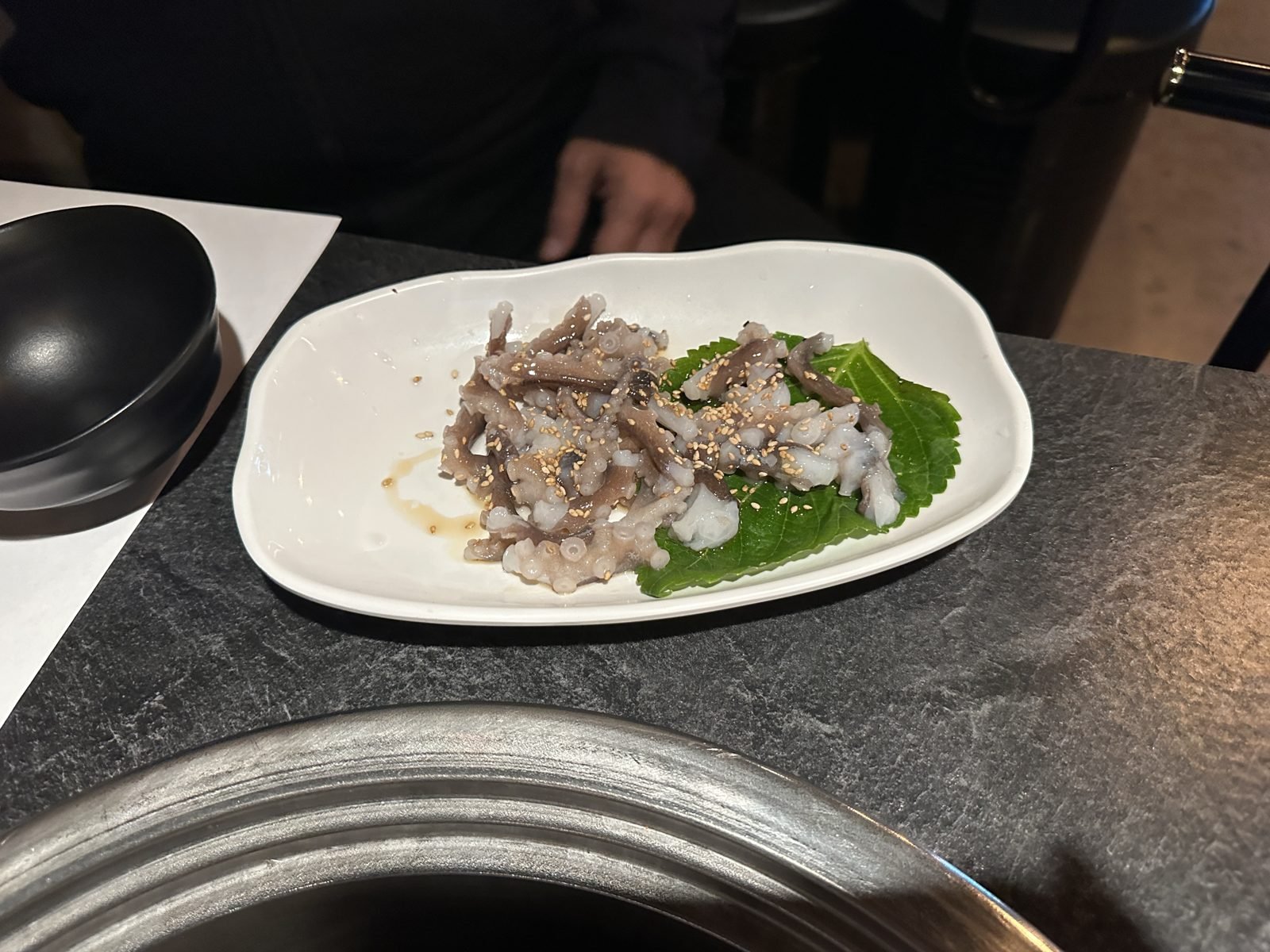 Grilled clams opening at Burnin' Shell, Koreatown LA